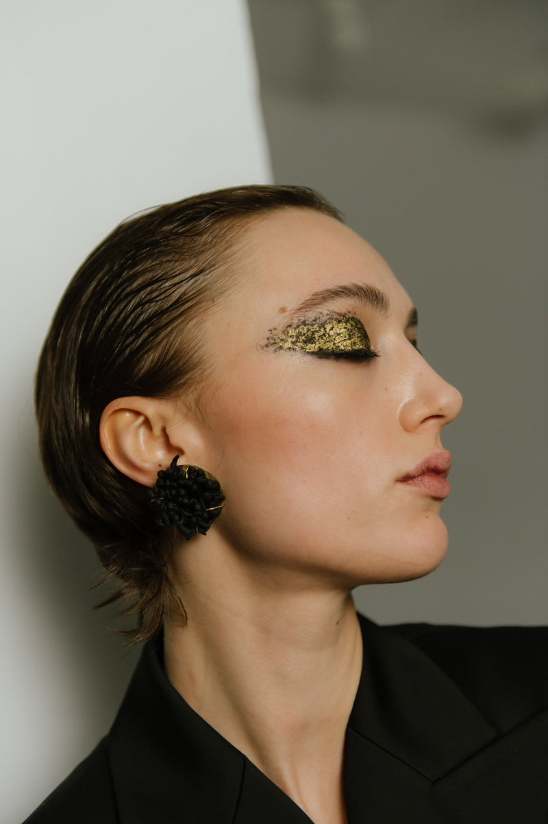 THE SHADOW PILE — SUSPENDED - Earring